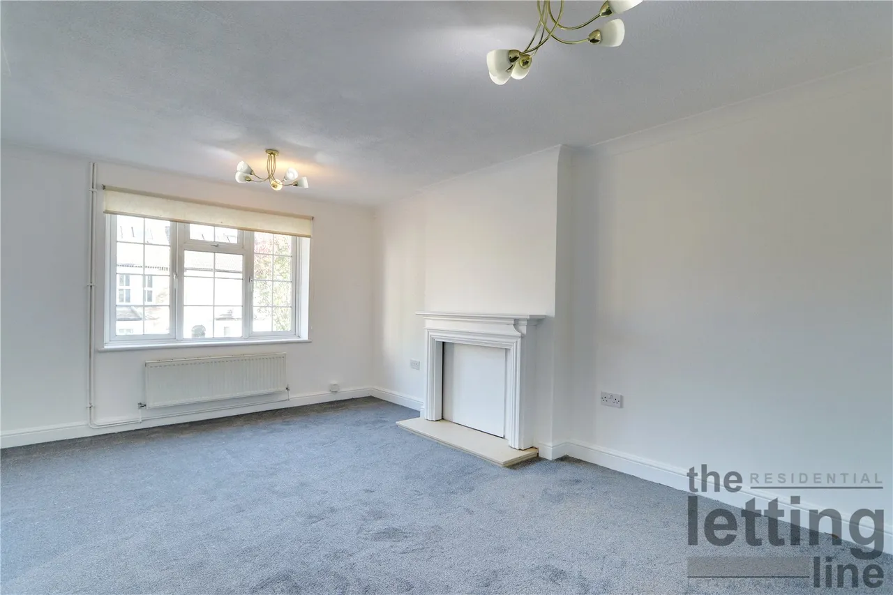 2 bed flat to rent, Gordon Road, Enfield, EN2