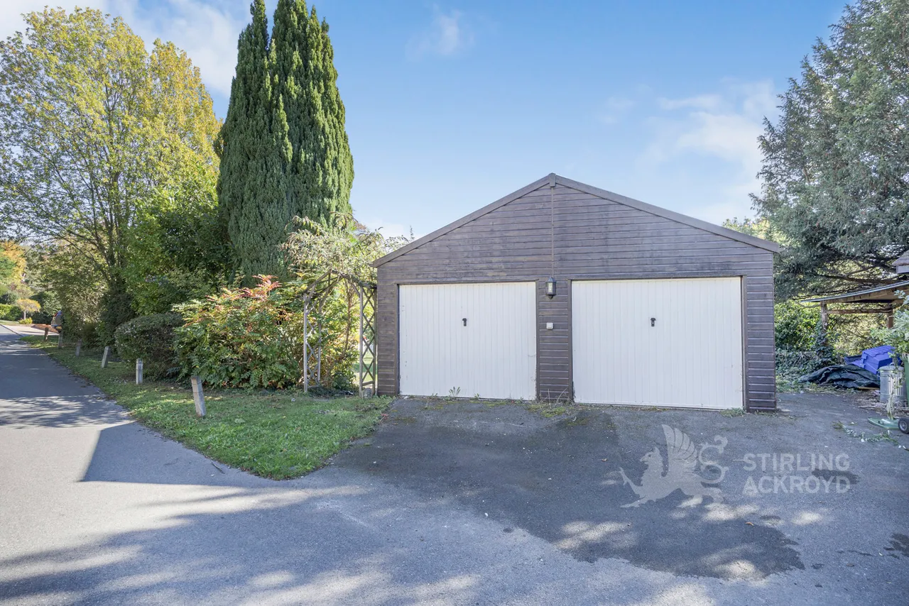 St. Michaels Drive, Otford, TN14, photo 39