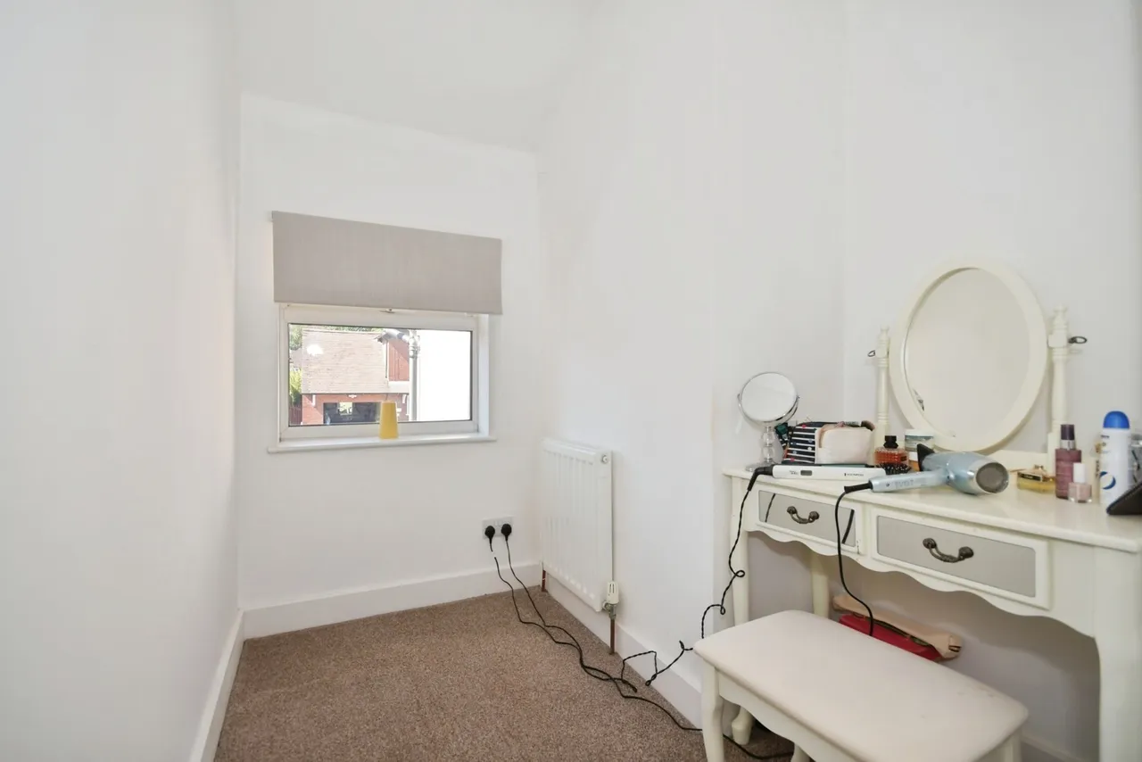 Woodland Grove, Mansfield Woodhouse, Mansfield, Nottinghamshire, NG19, photo 13
