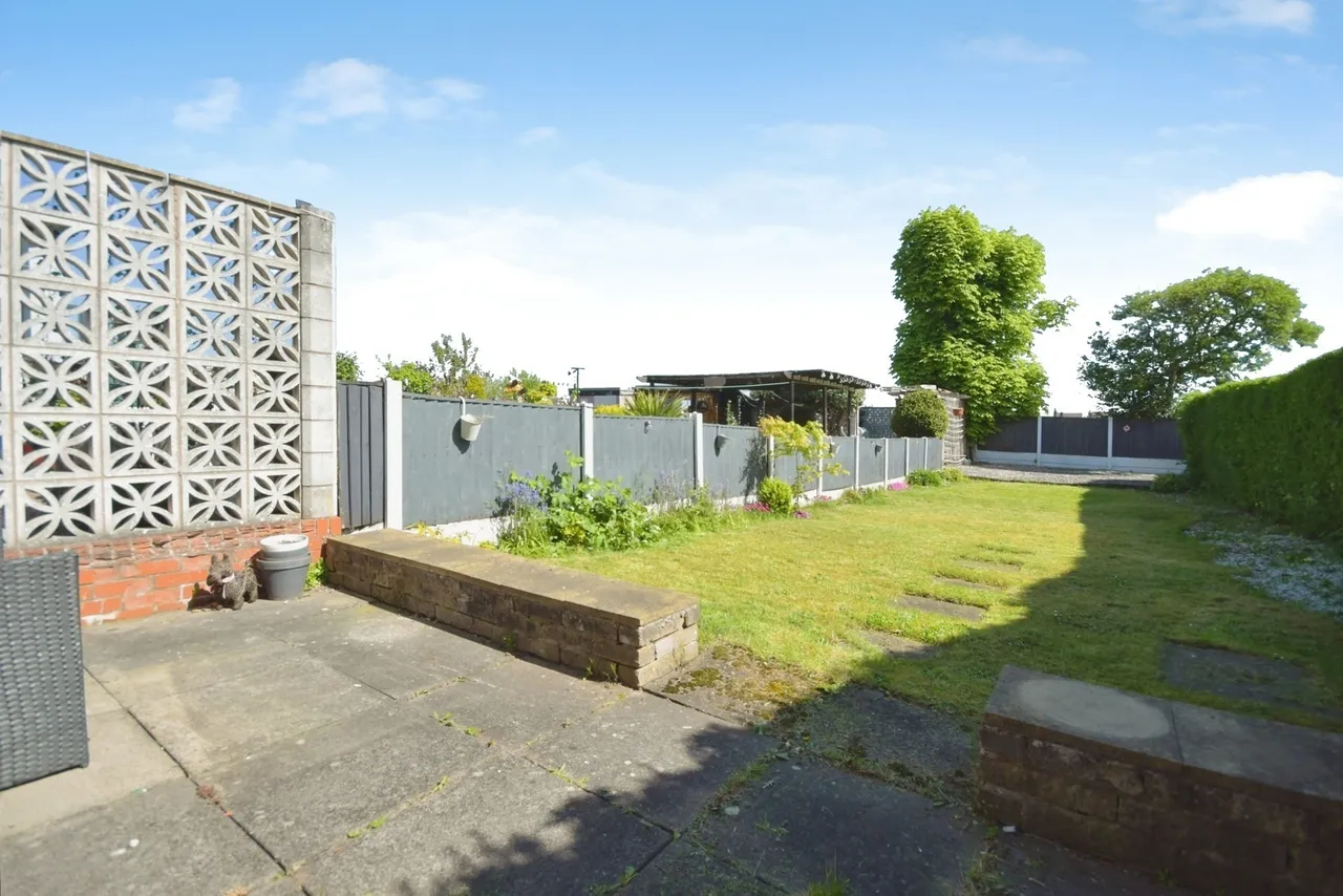 Woodland Grove, Mansfield Woodhouse, Mansfield, Nottinghamshire, NG19, photo 17
