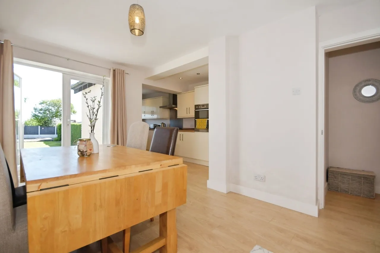 Woodland Grove, Mansfield Woodhouse, Mansfield, Nottinghamshire, NG19, photo 5