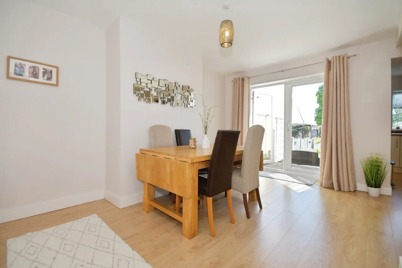 Woodland Grove, Mansfield Woodhouse, Mansfield, Nottinghamshire, NG19, photo 4