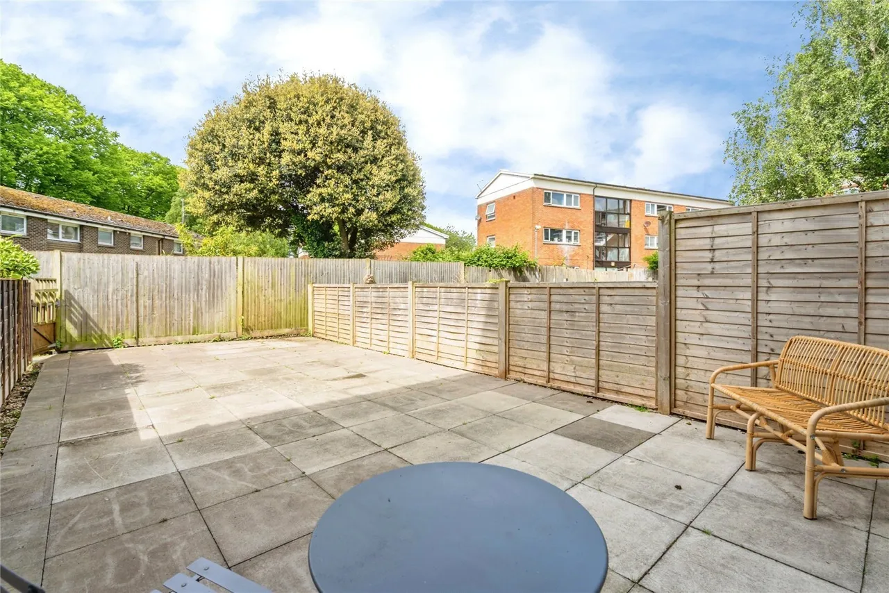 Harvester Close, Chichester, PO19, photo 20