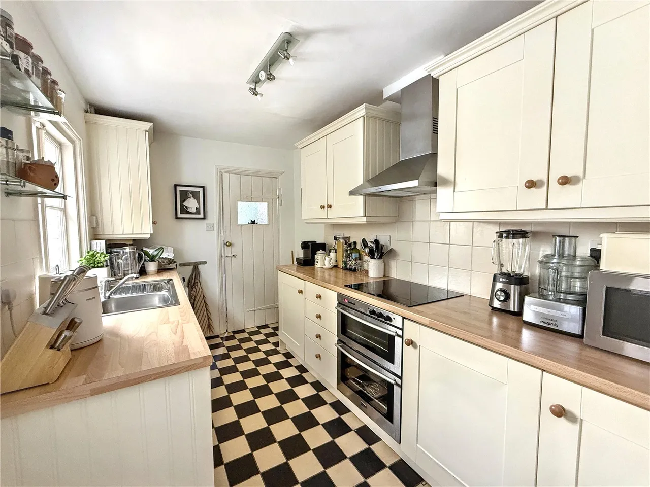 Alston Road, High Barnet, Hertfordshire, EN5 4EY, photo 6