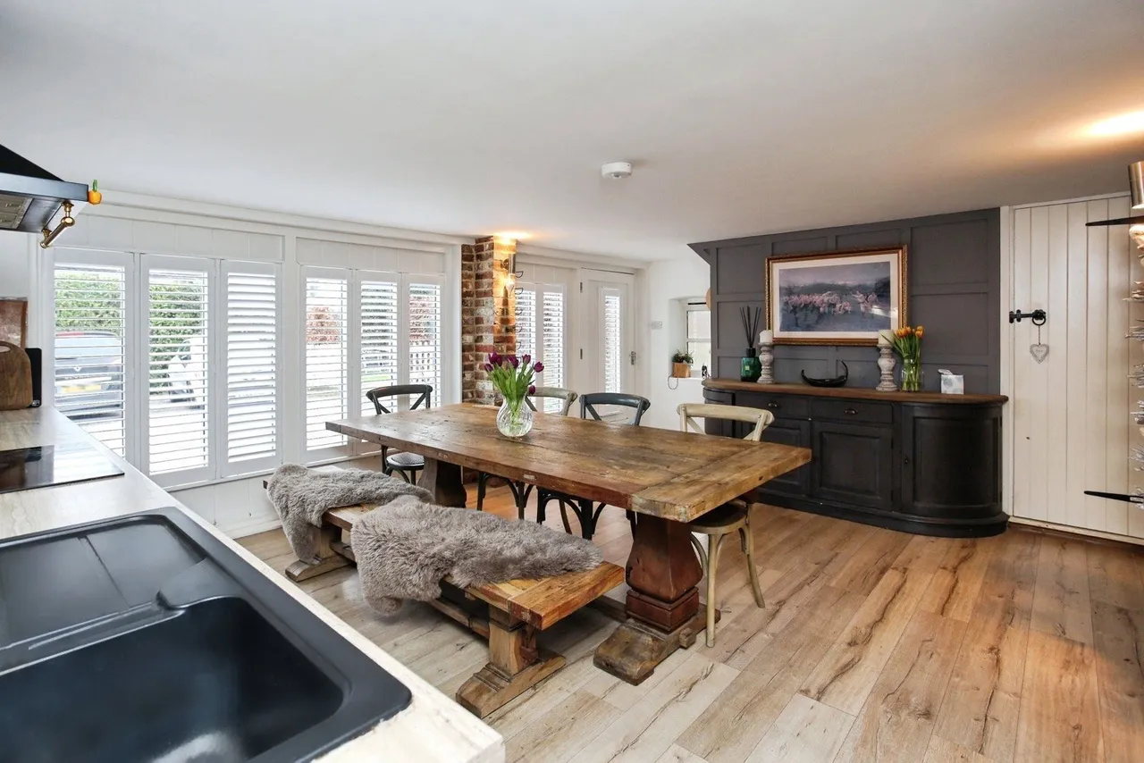 Ockley Road, Hawkhurst, TN18, photo 2