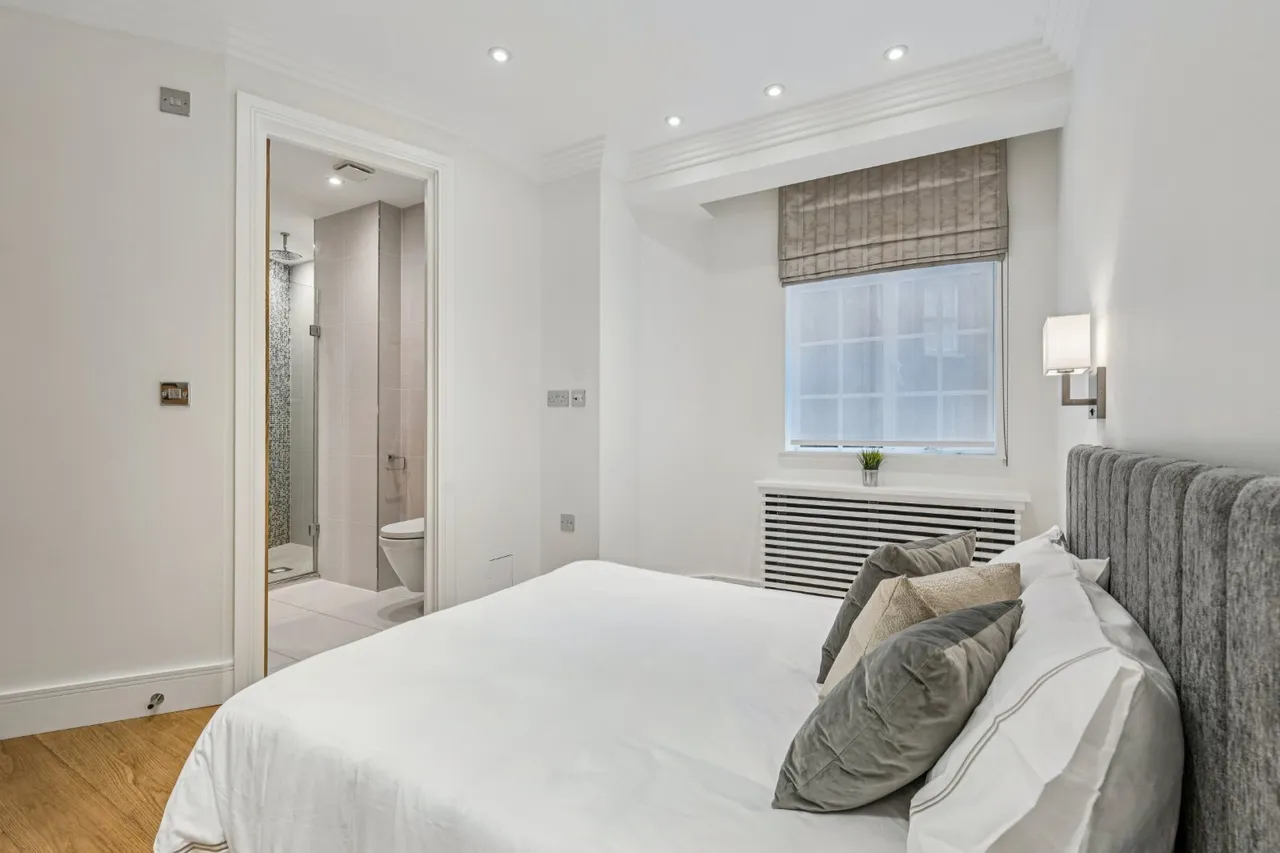 Sloane Street, London, SW1X, photo 5