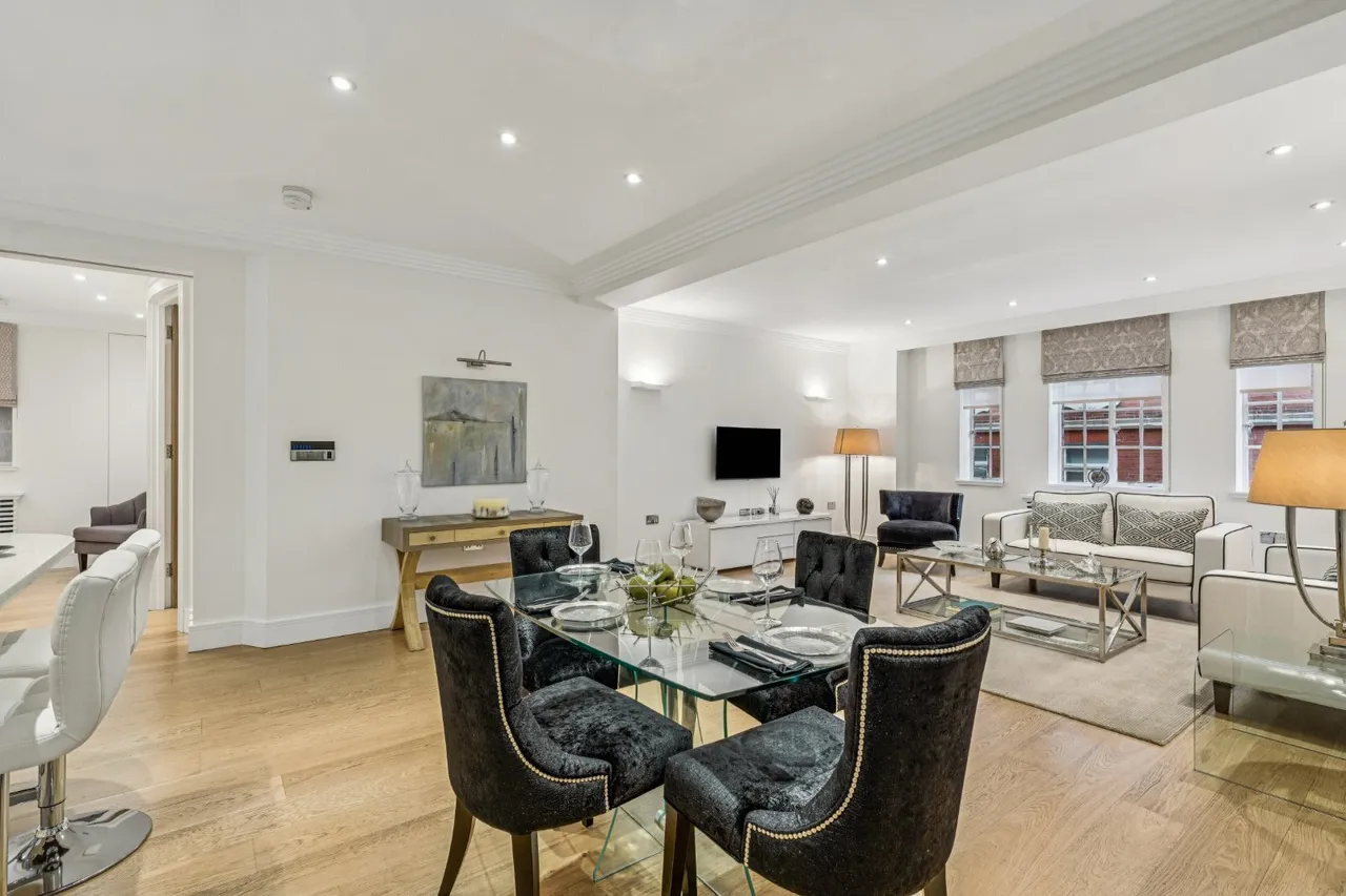 Sloane Street, London, SW1X, photo 11