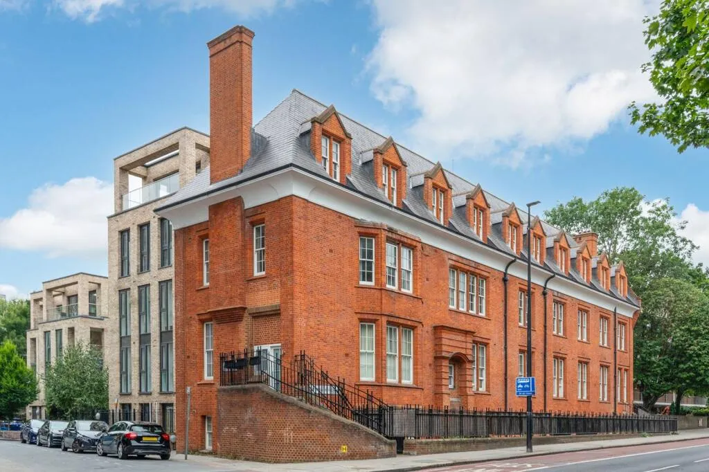 Hyde Lane, London, SW11, photo 4