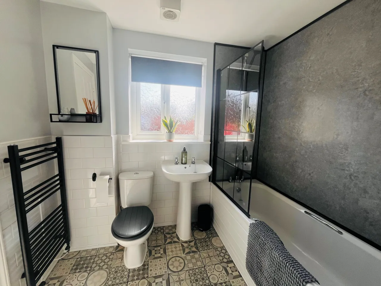 Wylam Close, Clay Cross, S45, photo 5
