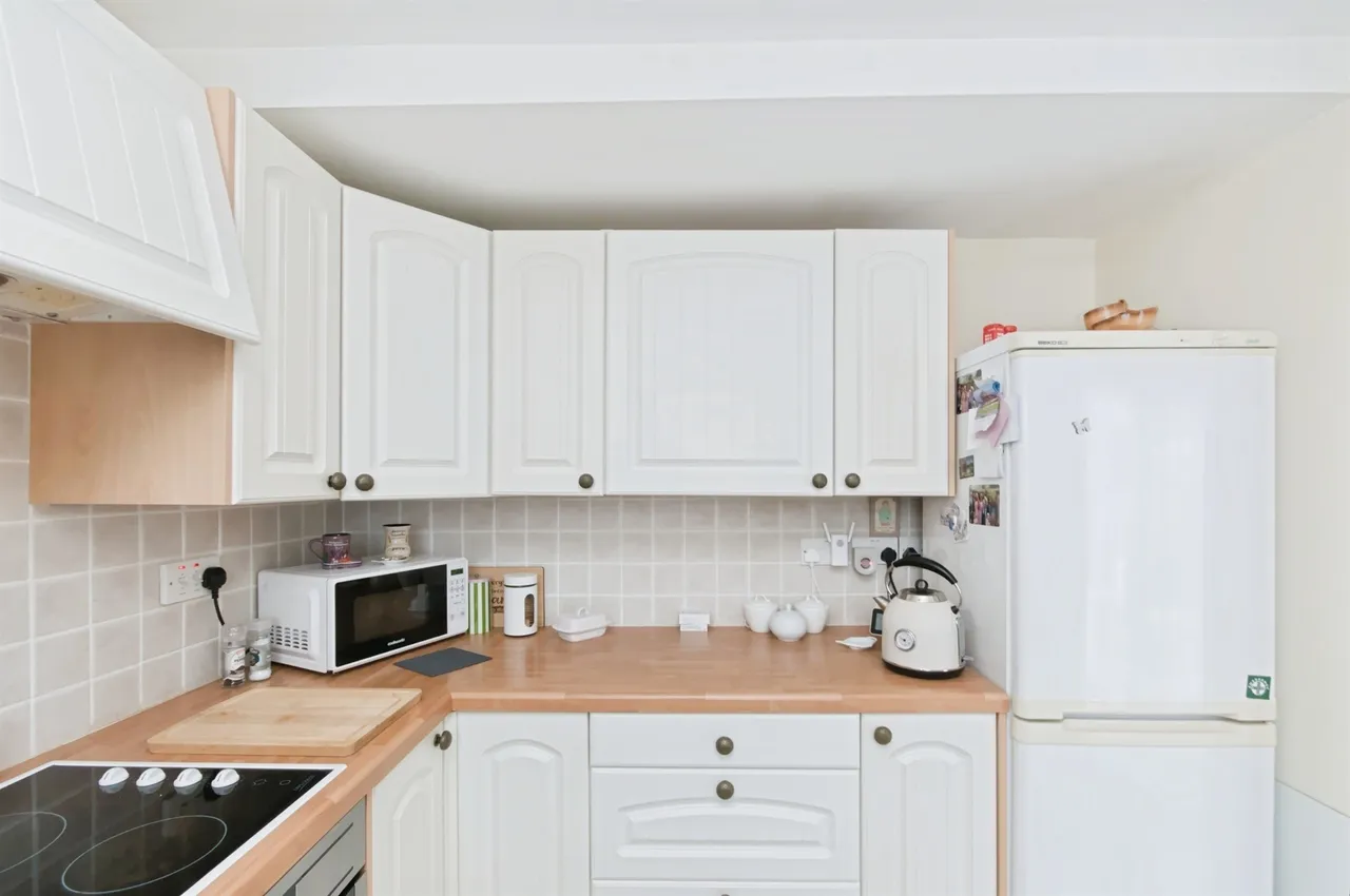 Seven Sisters Road, Eastbourne, photo 6