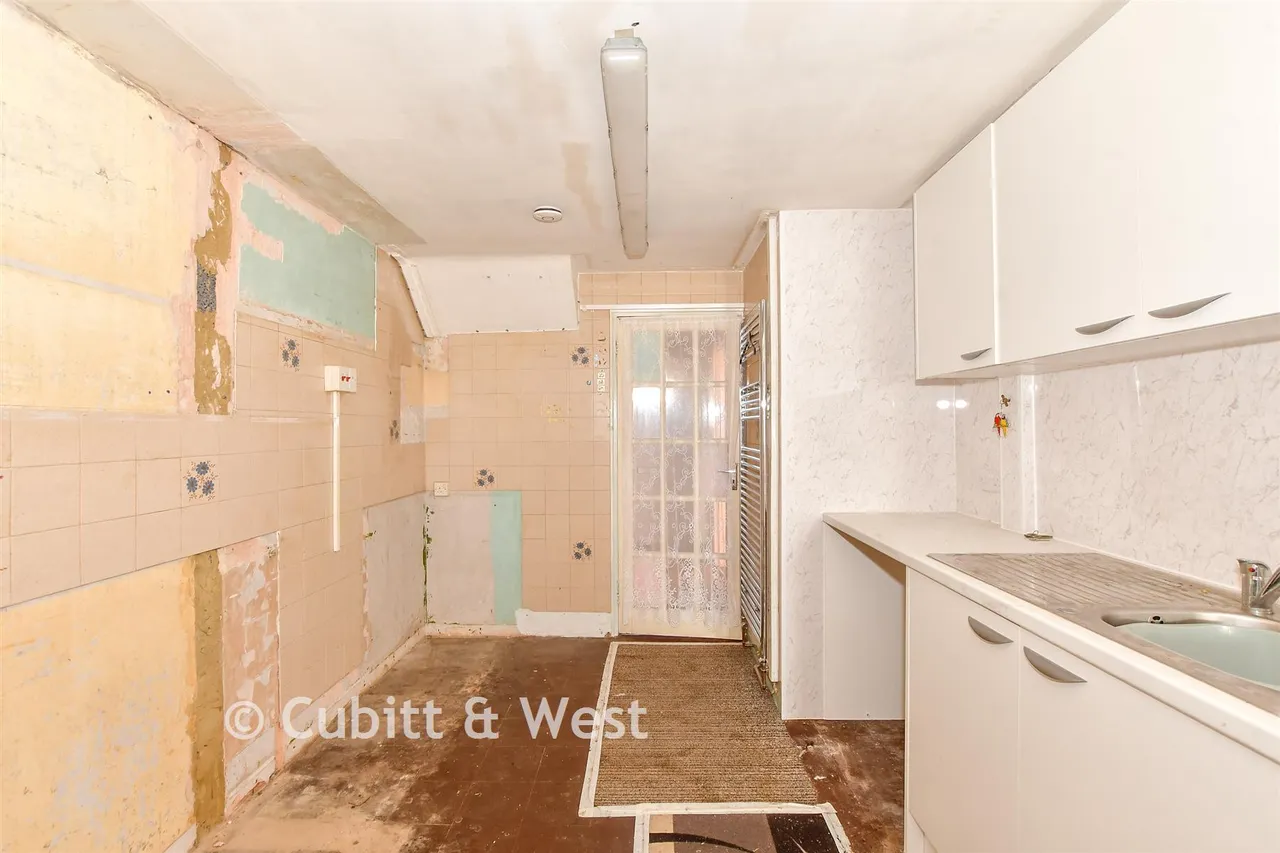Whiteways, Bognor Regis, PO22, photo 4