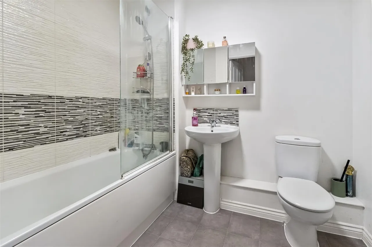 Winton Close, Ferring, photo 6