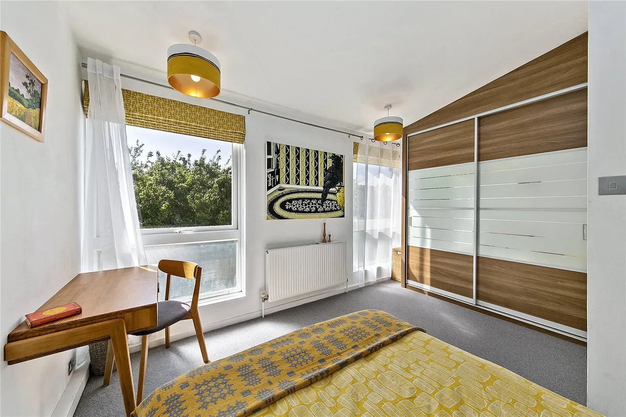 Blagdon Walk, Teddington, TW11, photo 9