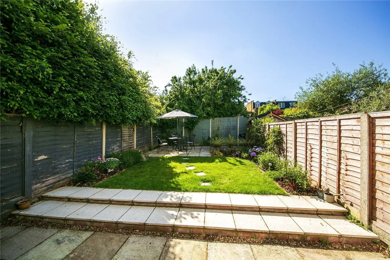 Blagdon Walk, Teddington, TW11, photo 14