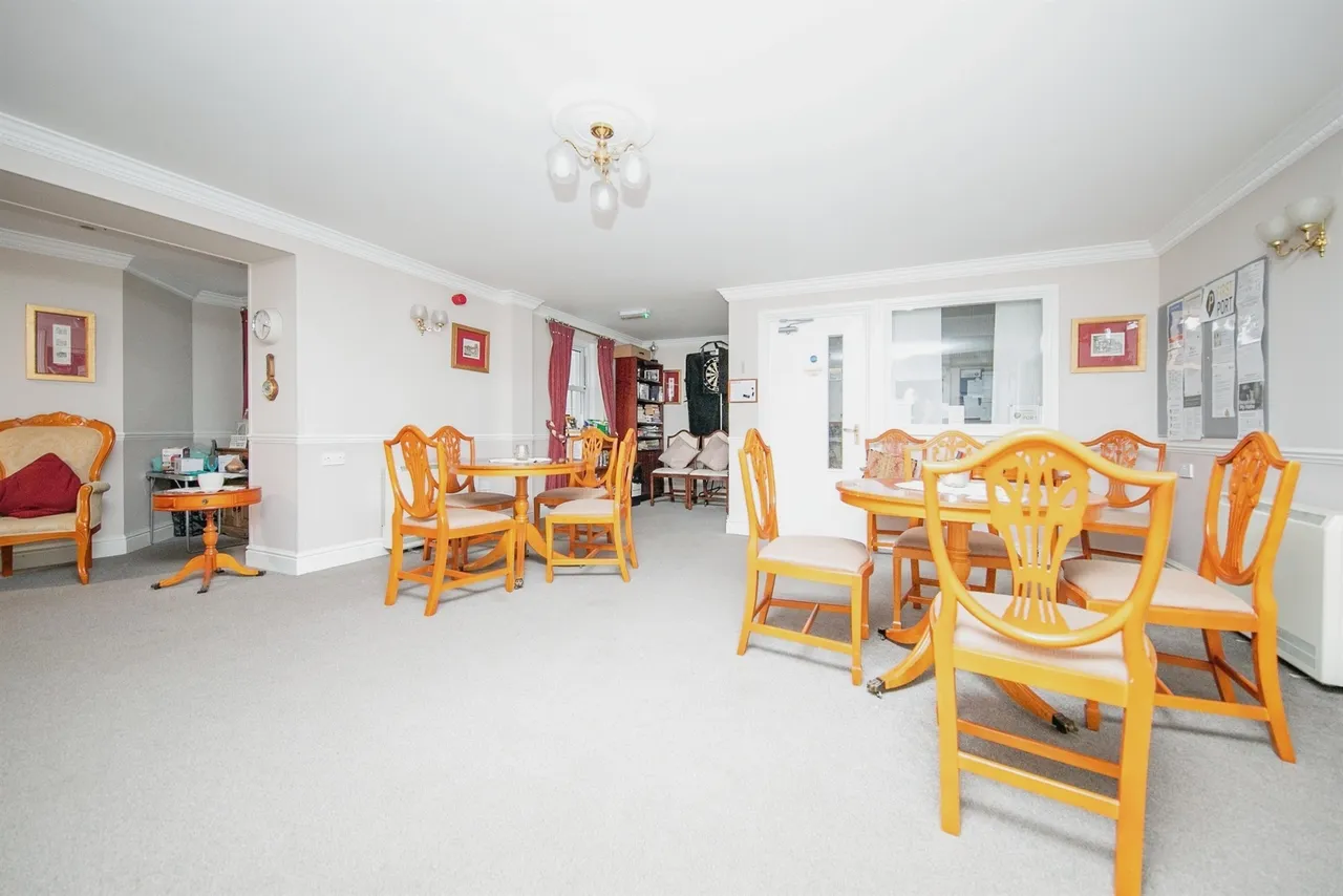 Marine Parade West, Clacton-On-Sea, photo 11