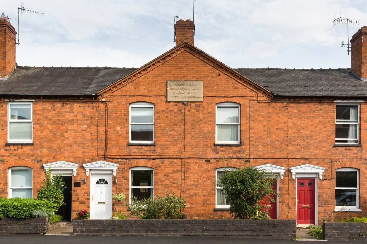 2 bed house for sale, Arden Street, Stratford-Upon-Avon, CV37