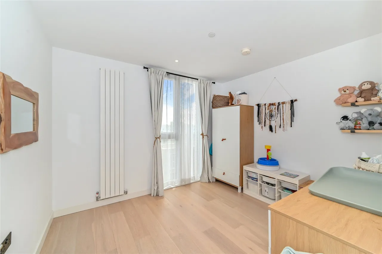 Admiralty Avenue, London, E16, photo 12