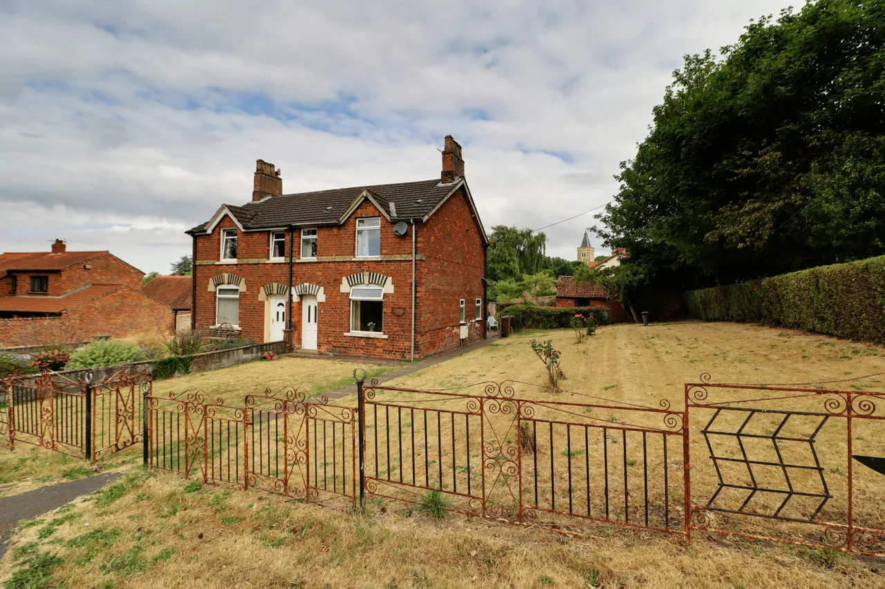 The Hill, Worlaby, DN20, photo 3