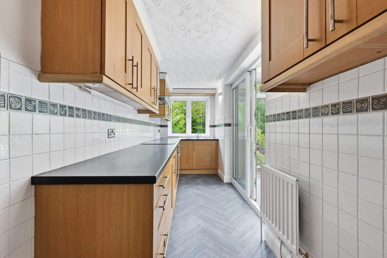 Mortomley Lane, High Green, S35, photo 7