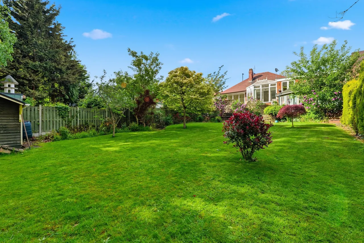 Mortomley Lane, High Green, S35, photo 34