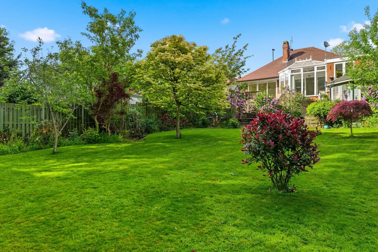 Mortomley Lane, High Green, S35, photo 12