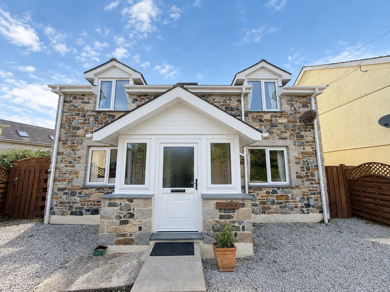 4 bed house to rent, Garras, TR12