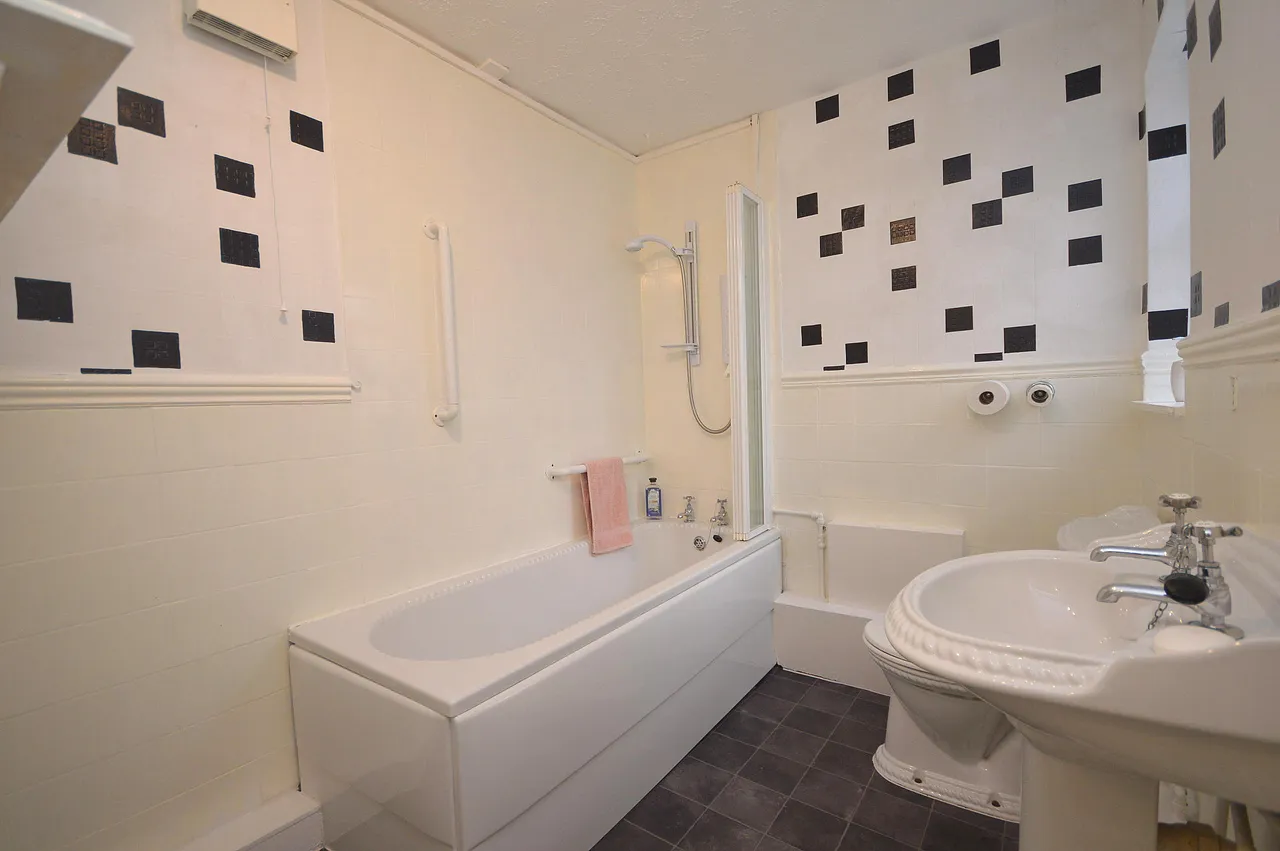 Stoddart Road, Walton, L4, photo 6