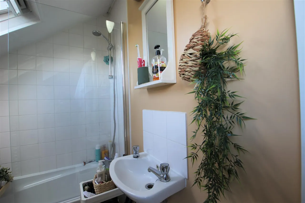 John Street, Hyde Park, LS6, photo 5