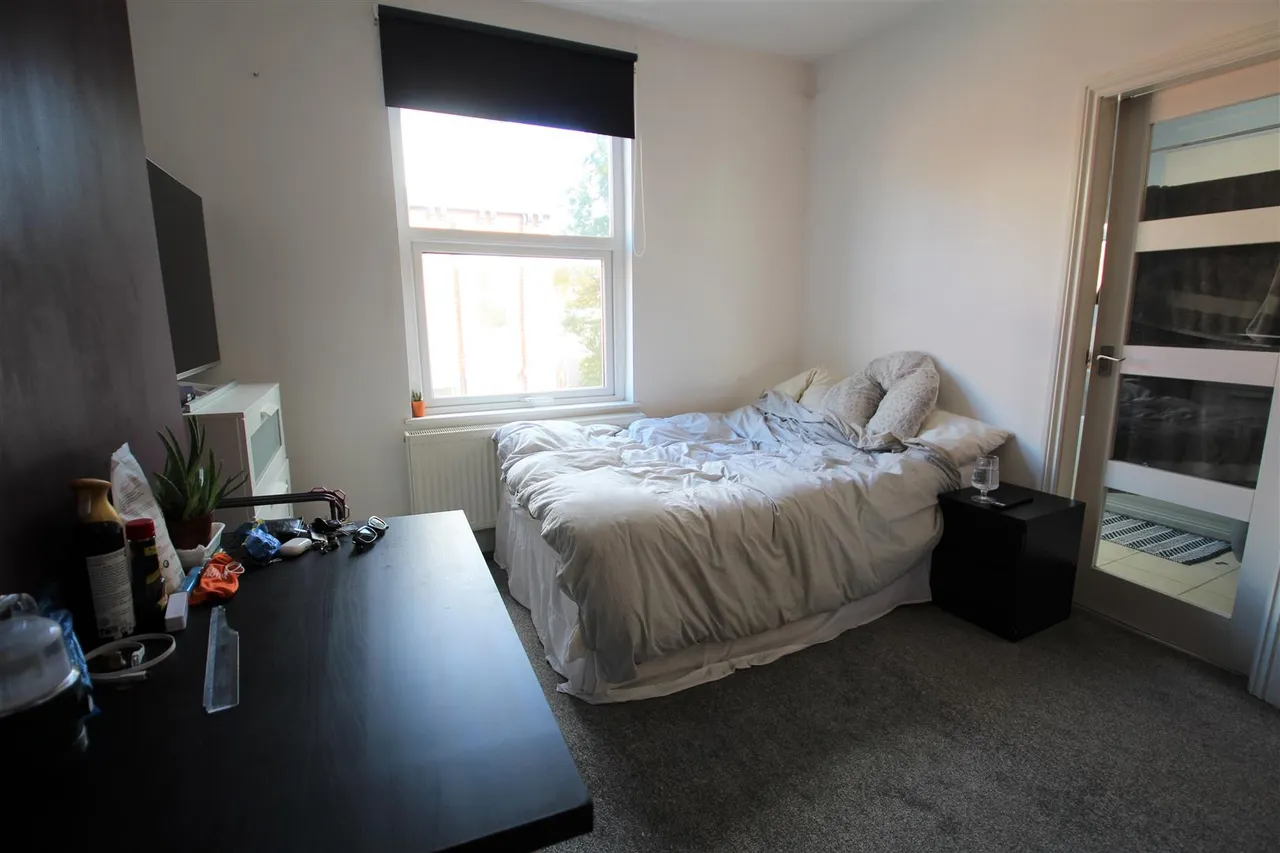 John Street, Hyde Park, LS6, photo 6