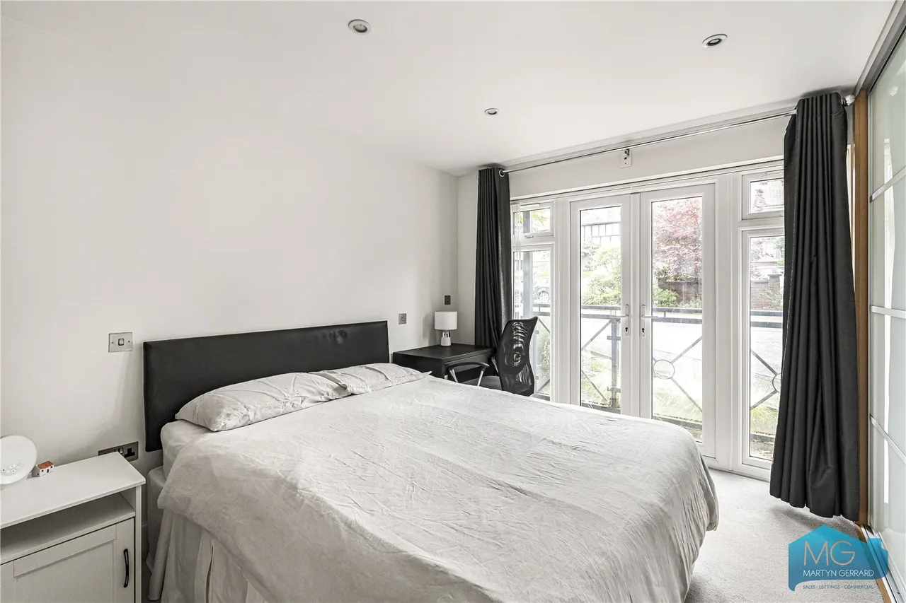Holden Road, London, N12, photo 4