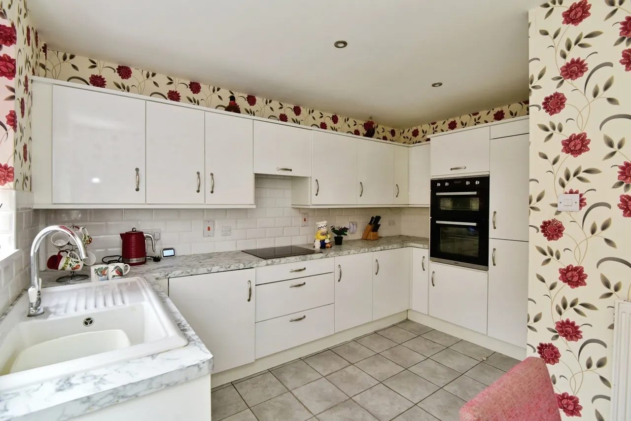 Swettenham Close, STOKE-ON-TRENT, ST7, photo 15