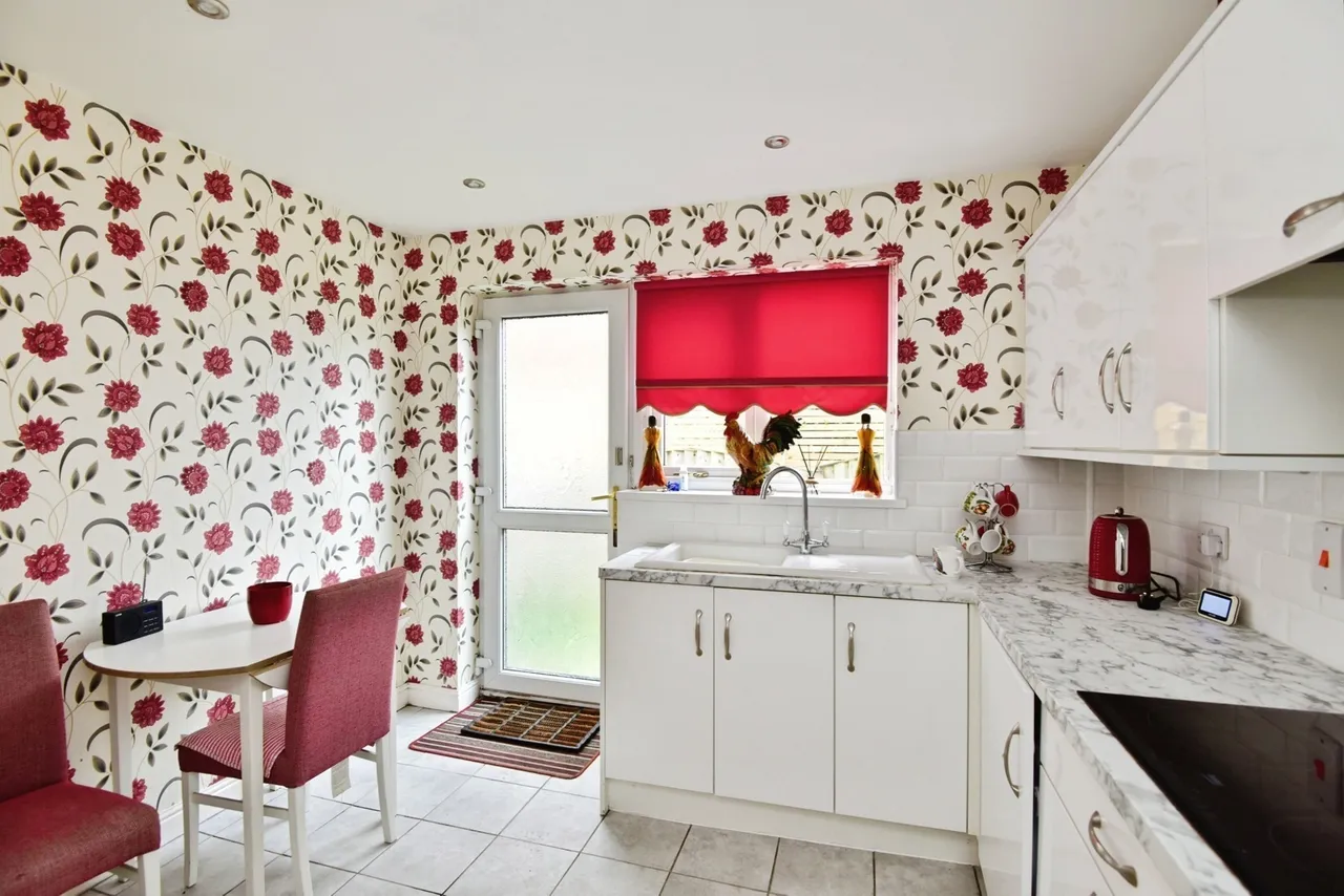 Swettenham Close, STOKE-ON-TRENT, ST7, photo 6