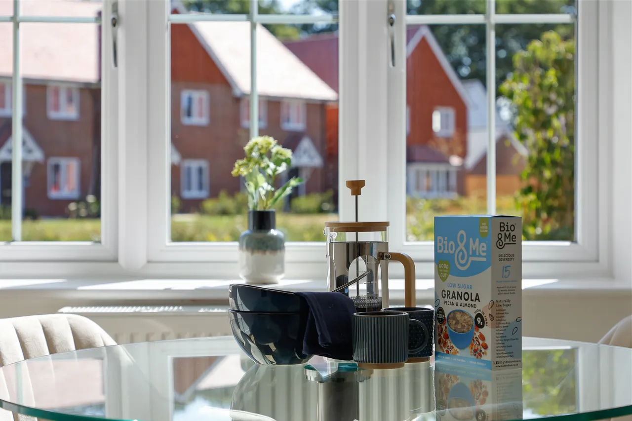 Burstow Grove, Off Haroldslea Drive, RH6, photo 6