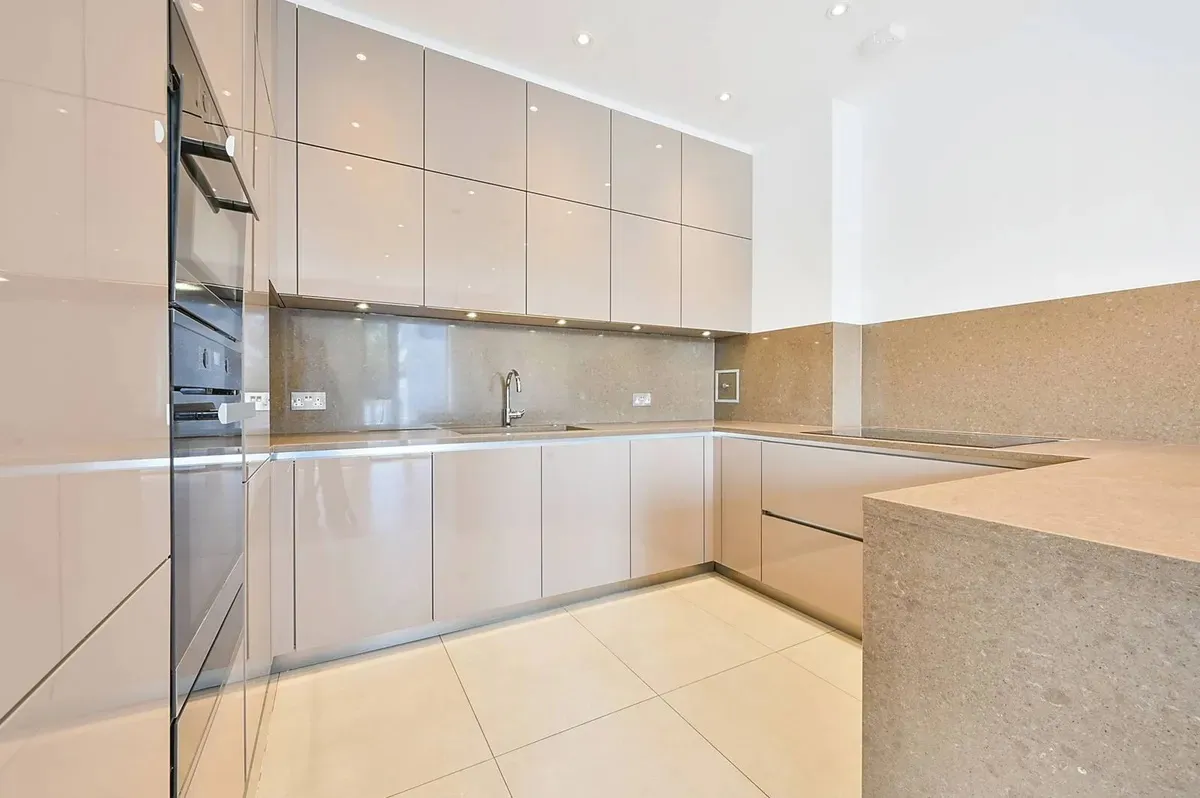 Gunnersbury Mews, Chiswick, W4, photo 12