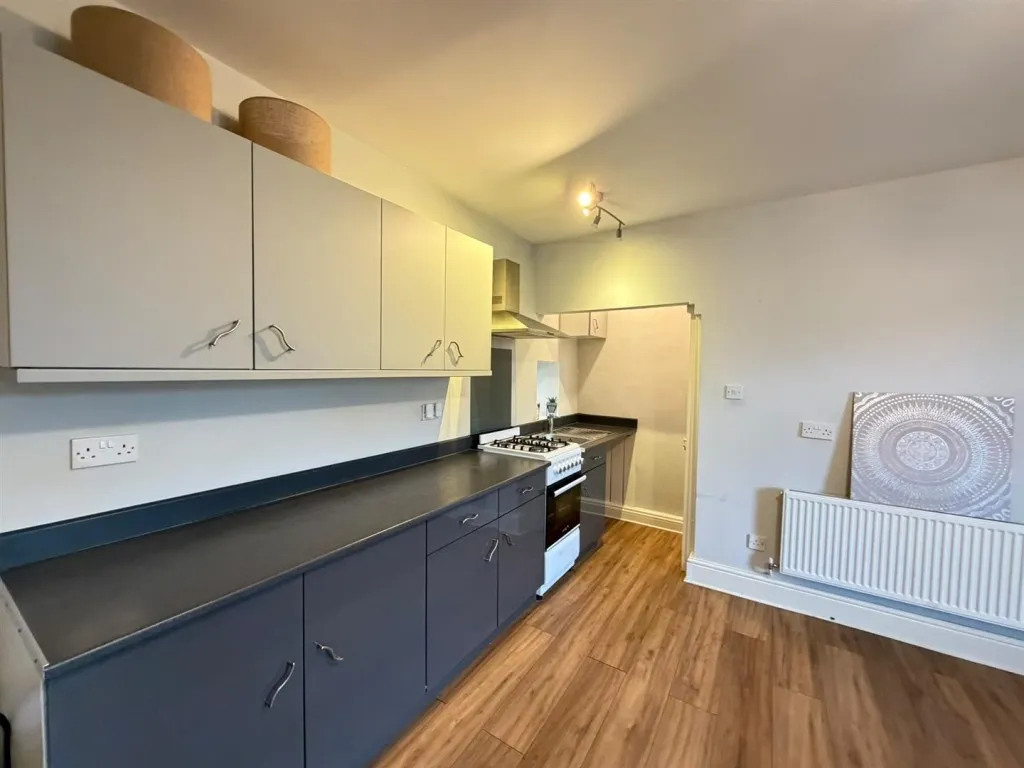 Fleece Street, Bradford, BD6, photo 6