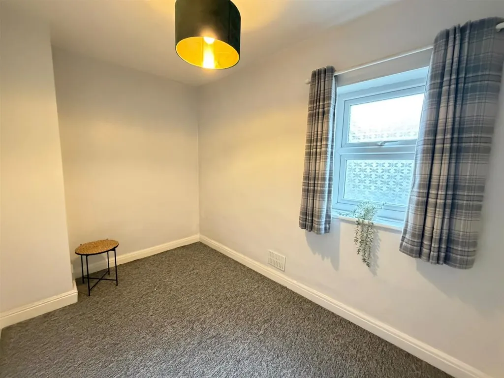Fleece Street, Bradford, BD6, photo 9