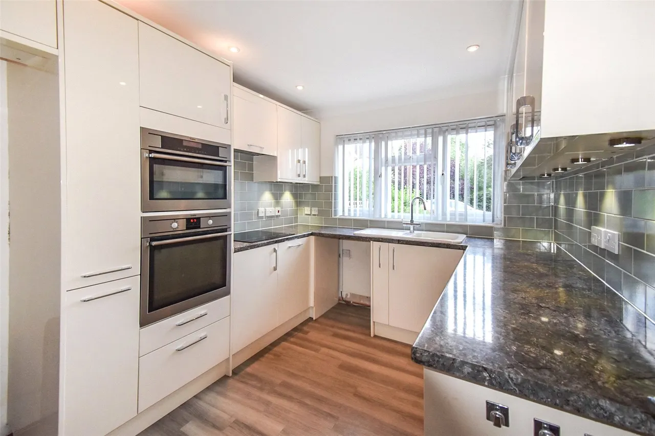 York Road, Aldershot, Hampshire, GU11 3JQ, photo 2