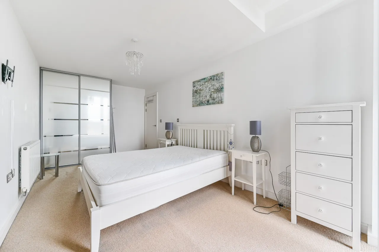 1 bed flat for sale — Flat 115, Centrillion Point, 2 Masons Avenue, Croydon