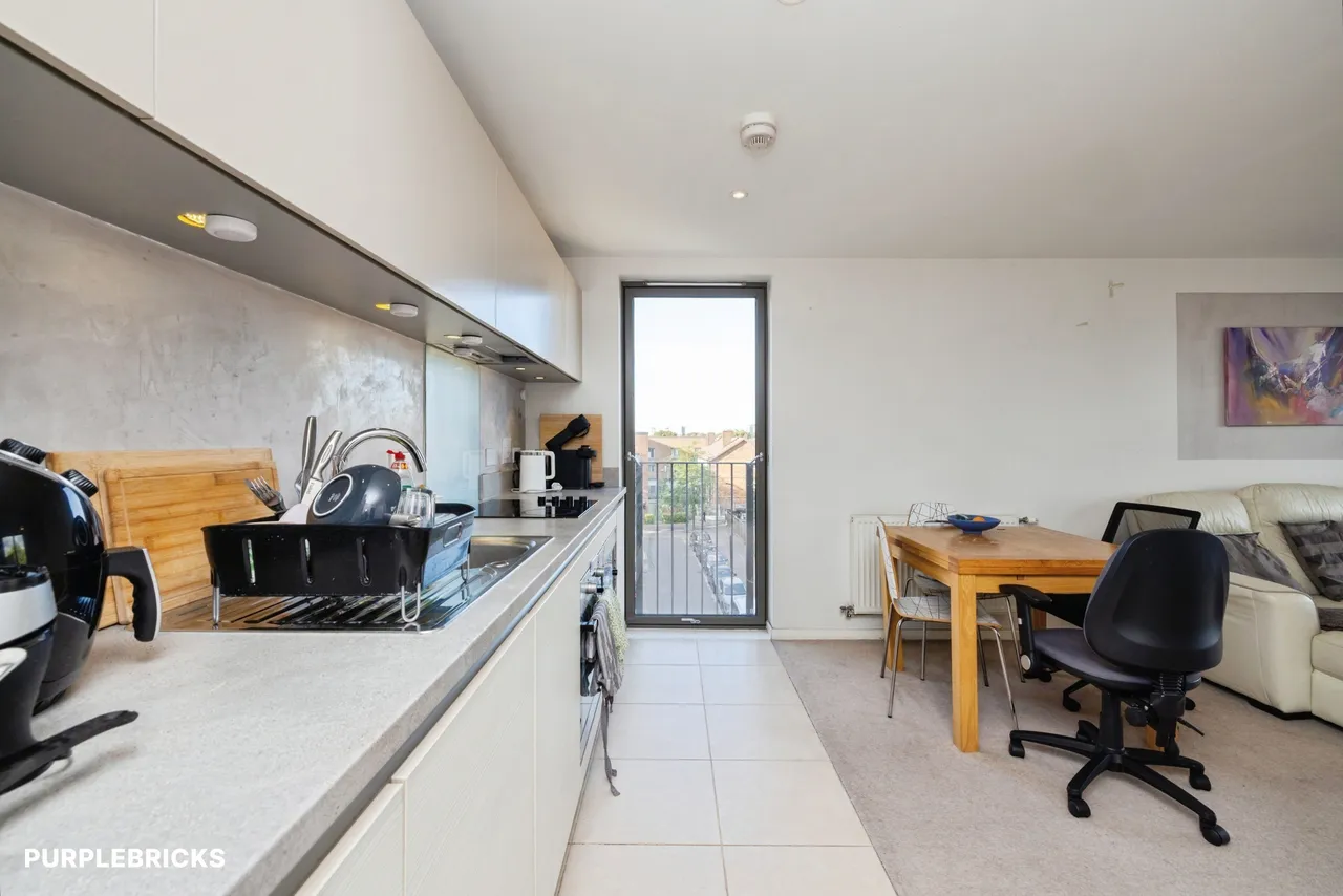 Exeter Road, London, E16, photo 8