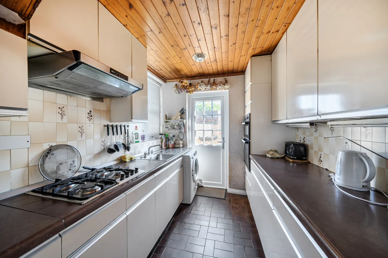 Felbridge Avenue, Stanmore, HA7, photo 5