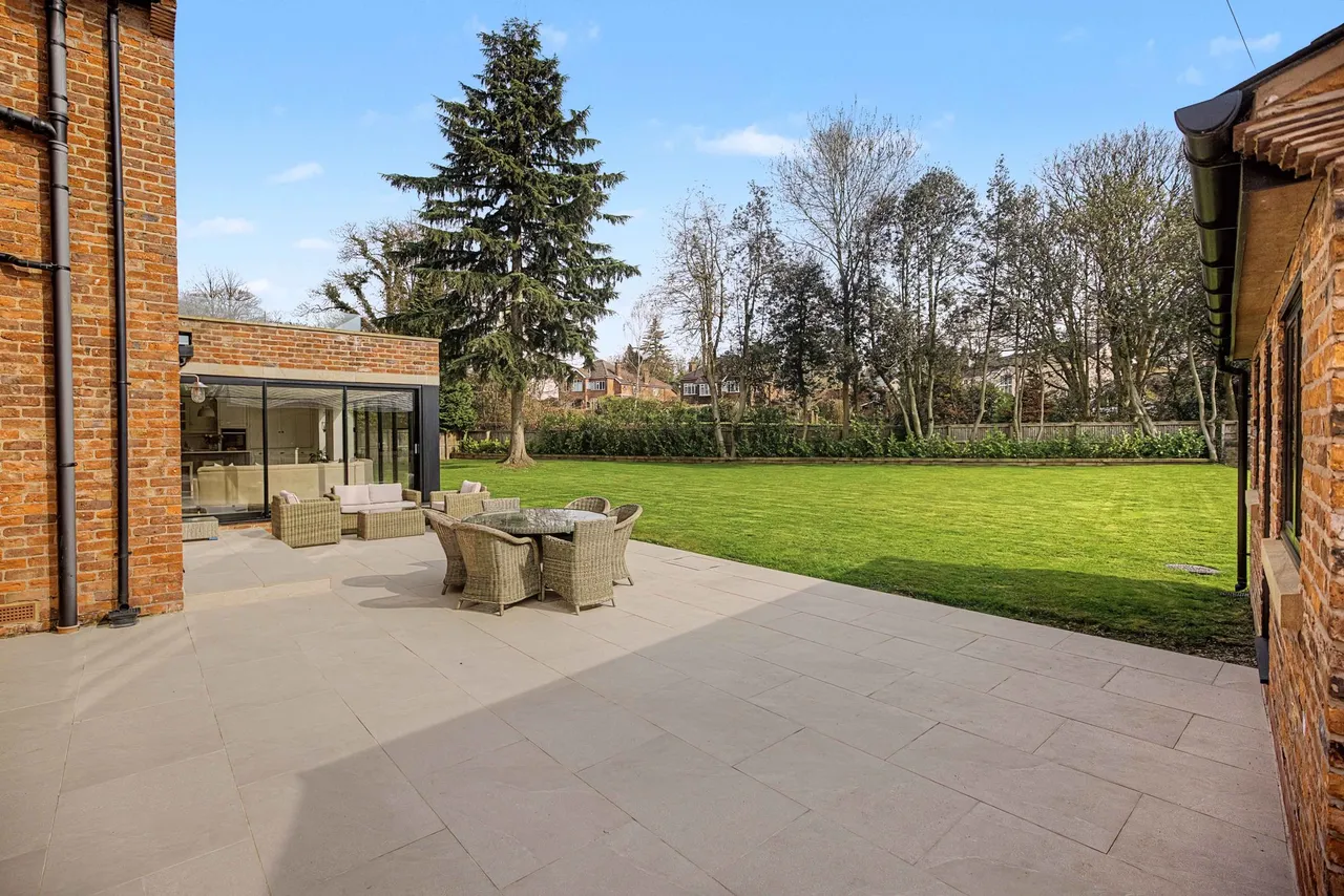 Prestbury, Macclesfield, photo 29