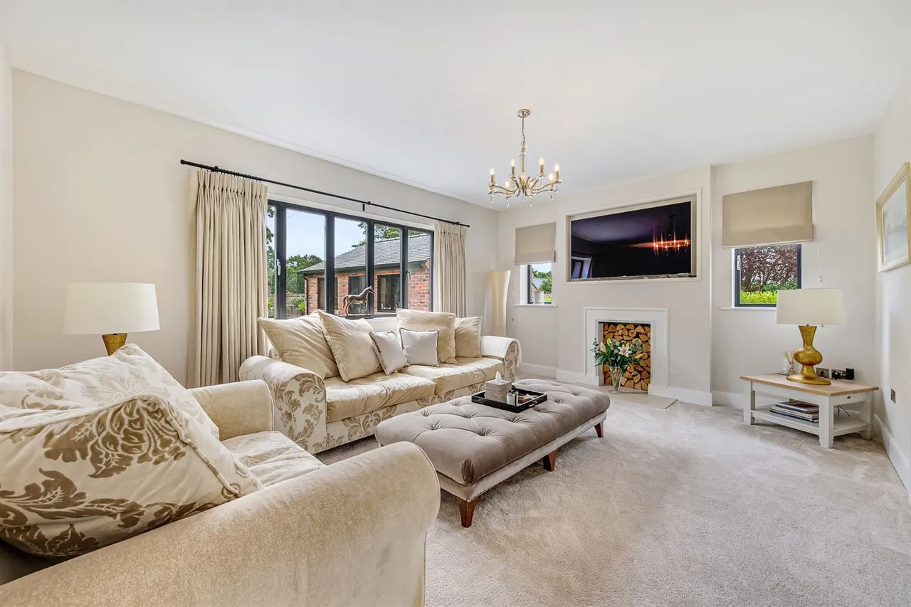 Prestbury, Macclesfield, photo 9