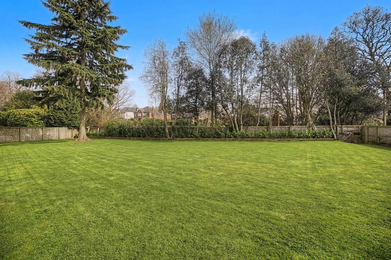 Prestbury, Macclesfield, photo 32