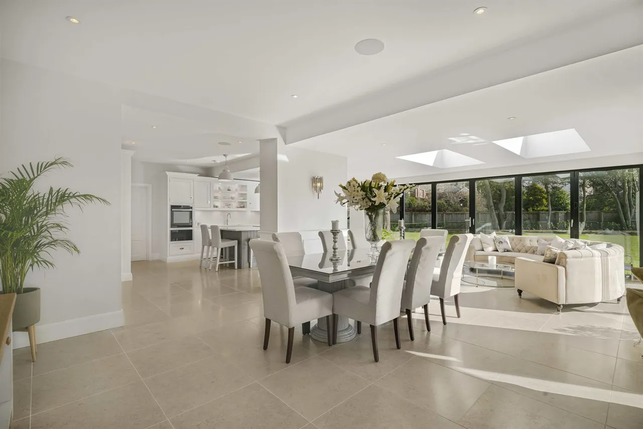 Prestbury, Macclesfield, photo 2