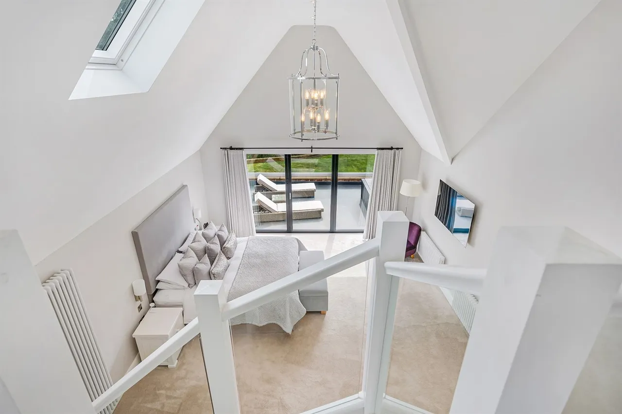 Prestbury, Macclesfield, photo 14