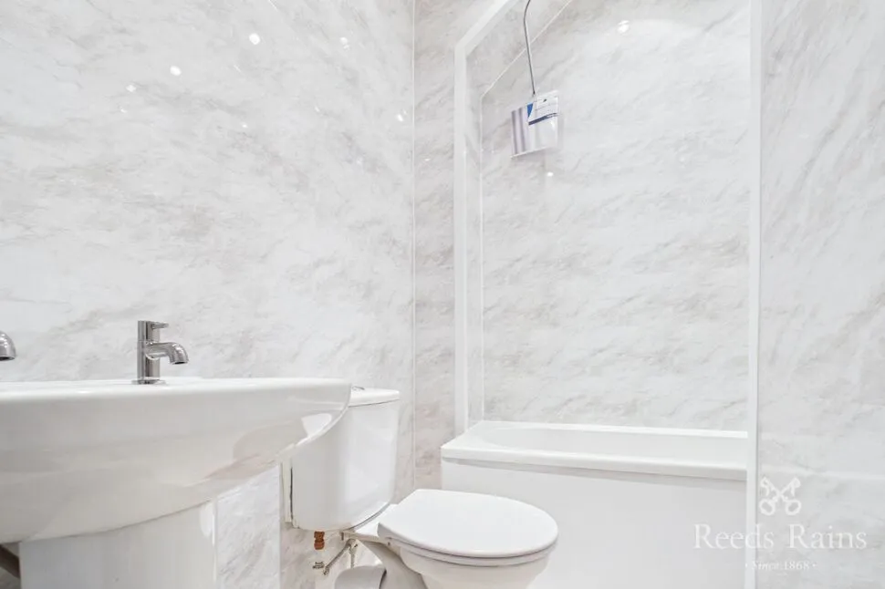 Belgrave Street, Denton, M34, photo 8