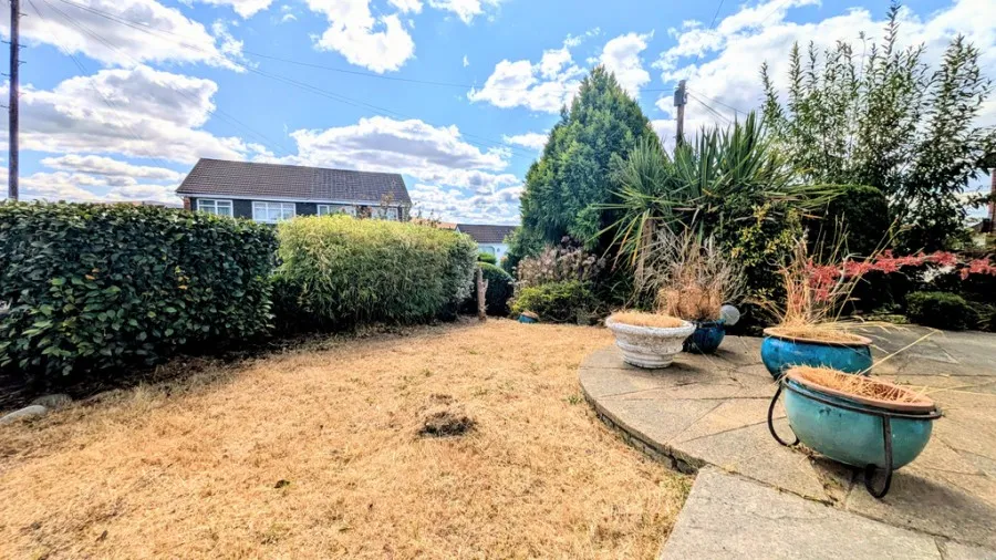Gwaunfarren Close, Penydarren, CF47, photo 16