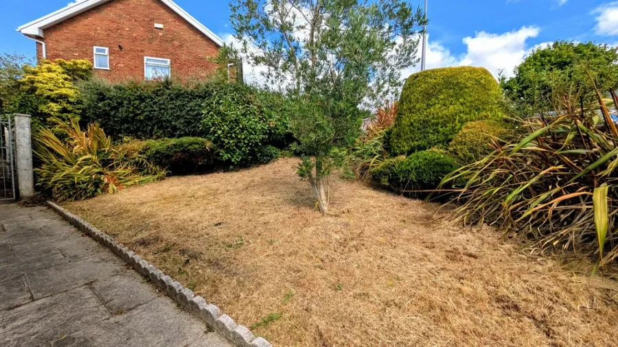 Gwaunfarren Close, Penydarren, CF47, photo 15