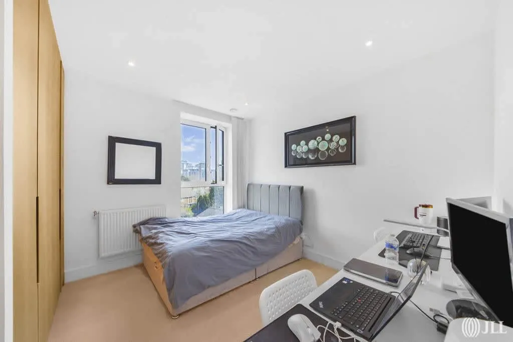 Hoy Street, London, E16, photo 6