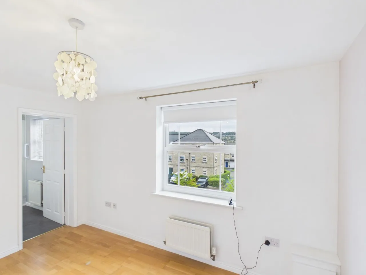 Bishopdale Court, Halifax, HX1, photo 11